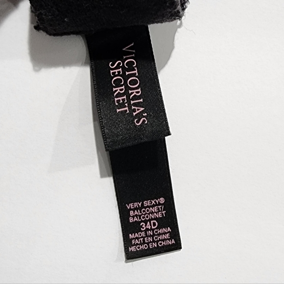 Victoria Secret  Very Sexy Balconet 34D - Picture 4 of 4